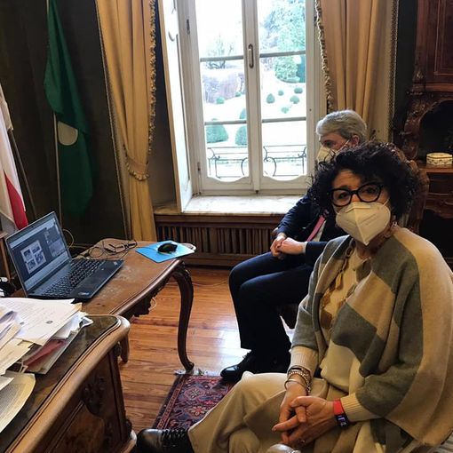 Varese, l'assessora Dimaggio: «Vicinanza e solidarietà assoluta alle ragazze aggredite sul treno»