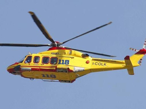 Dramma a Rescaldina, uomo di 46 anni muore dopo essersi dato fuoco davanti alla madre