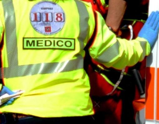 Castiglione, scontro auto moto in via Cesare Battisti: ferito motocicilista