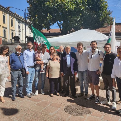 VIDEO. Big nel capoluogo per sostenere Matteo Bianchi. Caliendo: «Libereremo Varese»