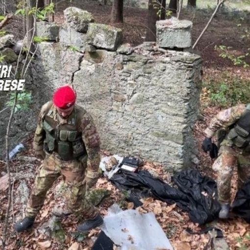 I Carabinieri &quot;Cacciatori&quot; per la lotta allo spaccio nei boschi del Varesotto