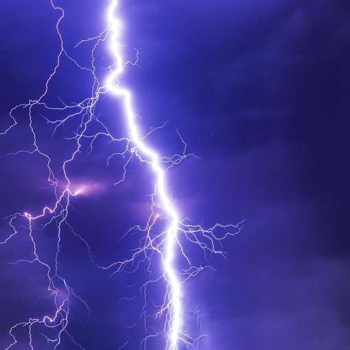 Temporali in arrivo in tutto il Varesotto, la Protezione civile lancia l'allerta gialla