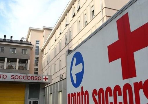 Momenti di paura a Lozza: ferito motociclista diciottenne