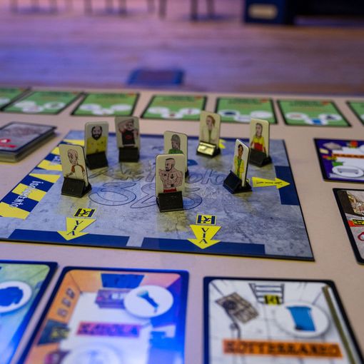 I migliori giochi da tavolo per chi ama i puzzle e la strategia