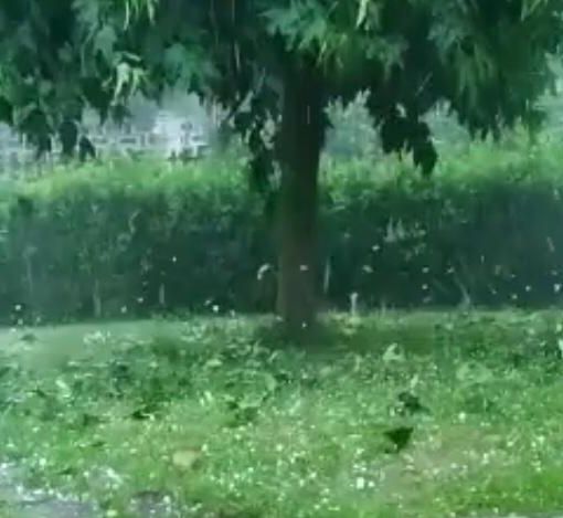 La grandine è ormai di casa in provincia di Varese
