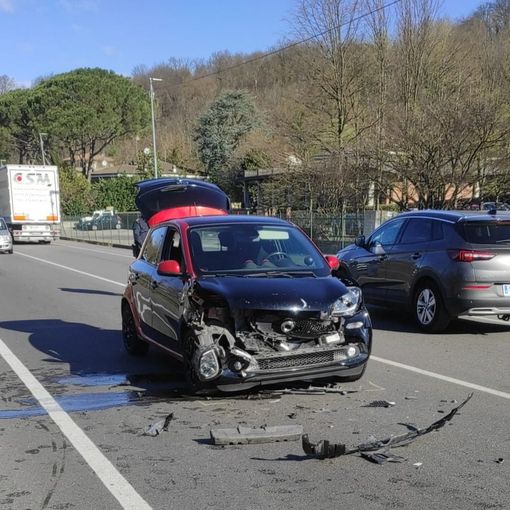 Tamponamento sulla Sp1, traffico in tilt da Gavirate in direzione Varese