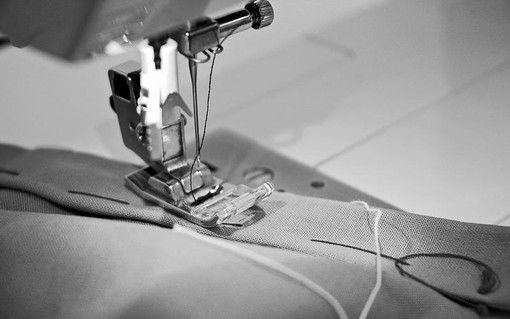 Macchina da cucire Juki: professionalità, maestria e competenza