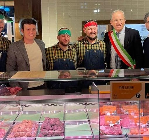 L'inaugurazione il 30 marzo. Qui le foto con il benvenuto a Busto del sindaco Emanuele Antonelli