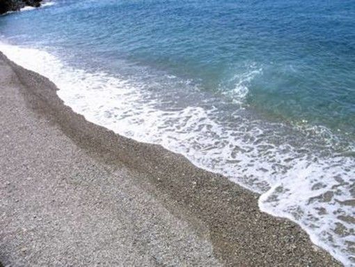 Gallaratese annega a Marina di Massa durante un bagno al mare