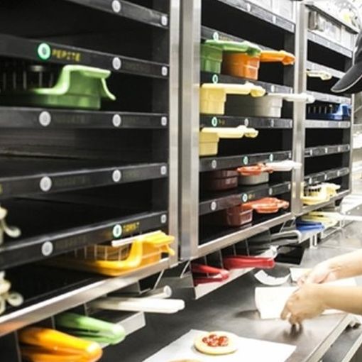 McDonald’s cerca 50 persone per rafforzare i team dei ristoranti di Castelletto Ticino, Somma Lombardo, Borgomanero e Oleggio
