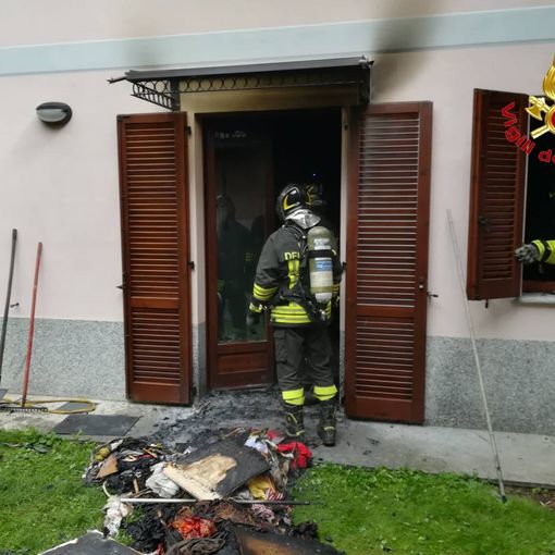 Appartamento in fiamme, a Orino arrivano i vigili del fuoco