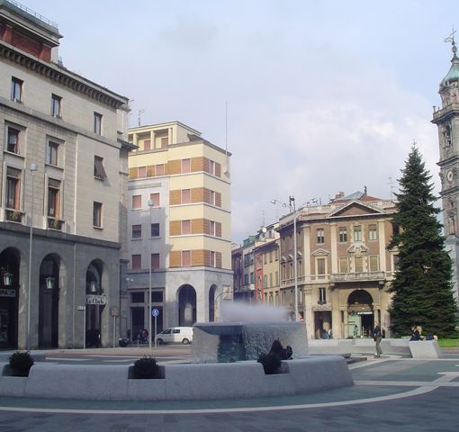 Il Circolo Tricolore in piazza contro il coprifuoco: «Inutile e illegittimo»