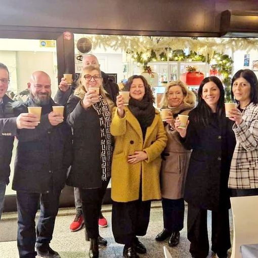 Piazza Trento Trieste ha un desiderio sotto l'Albero
