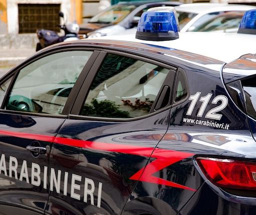 Derubava donne sole in auto: 42enne arrestato dai Carabinieri di Busto Arsizio