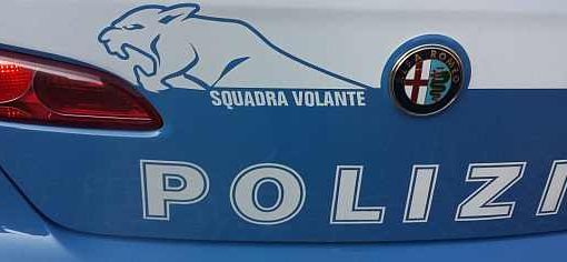 Gallarate, sorpreso dalla Volante a spacciare cocaina: in manette