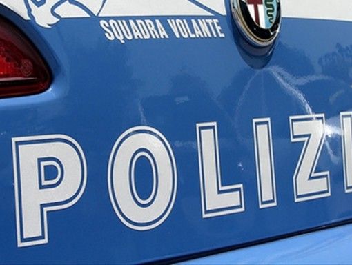 Sangue in vicolo Mera a Varese, un uomo arrestato con l'accusa di tentato omicidio