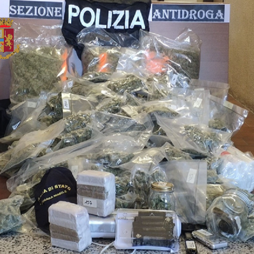 15 chili di droga in garage e 22 mila euro in contanti in casa, arrestato spacciatore di Masnago
