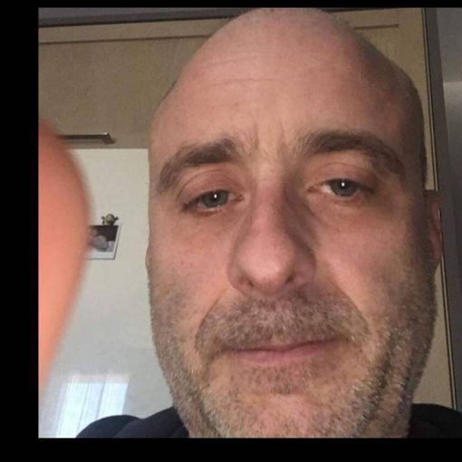 Omicidio-suicidio di Saronno, venerdì l'autopsia sui corpi di madre e figlio trovati morti in casa