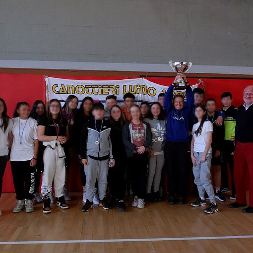L’Istituto Giovanni XXIII di Marchirolo vince il 3° Campionato Interscolastico Indoor firmato Canottieri Luino