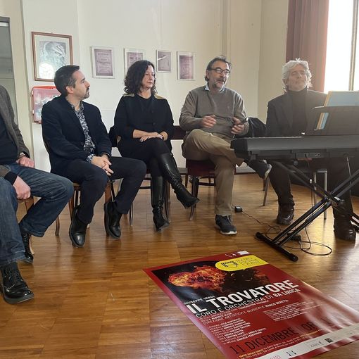 VIDEO. Il Trovatore vuole infiammare Busto: «Credi nell'opera e nel tuo teatro»