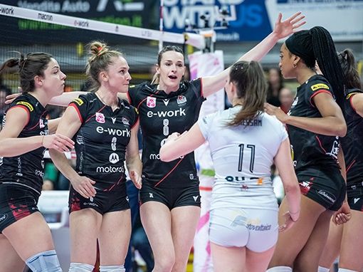Una Uyba ancora incerottata incomincia i playoff dall'ostacolo più alto, Conegliano