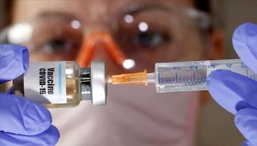 Vaccini, quarta dose per i fragili: al via le prenotazioni sul portale della Regione