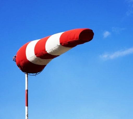 Rischio vento forte sul Varesotto, scatta l'allerta gialla della Protezione civile