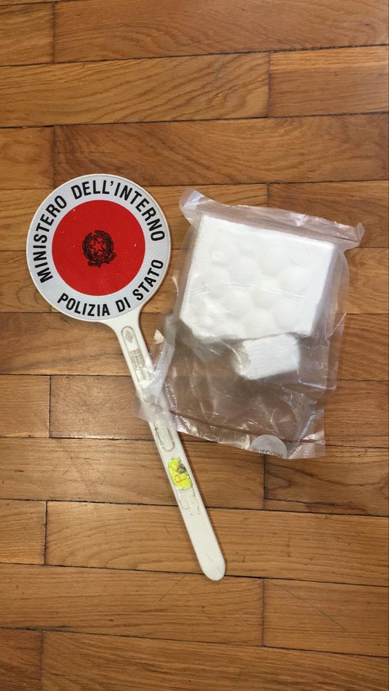 Trovato con mezzo chilo di cocaina sull'auto: arrestato