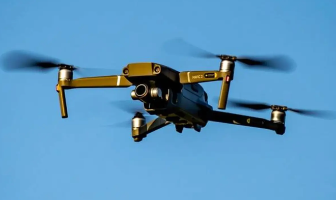 Furto in villetta dei ladri "tecnologici": usano il drone per controllare gli inquilini