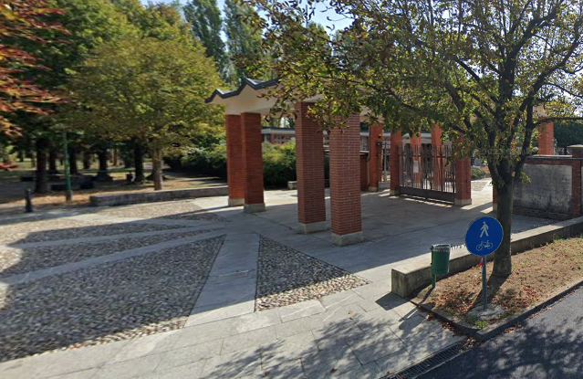 L'ingresso del cimitero di Gorla Maggiore dove si è consumato il furto
