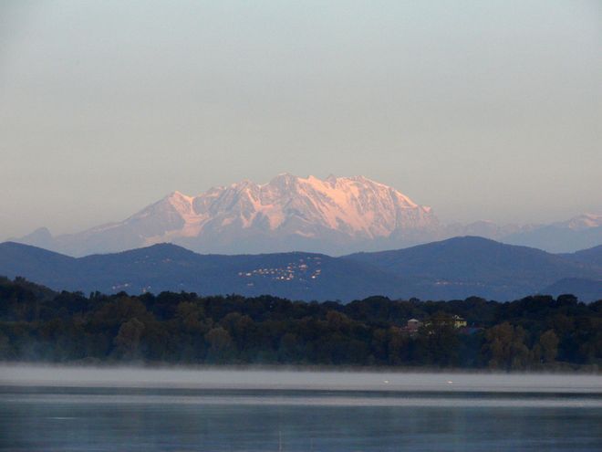 Niente gelo, niente neve: è un dicembre "primaverile" sul Varesotto Niente gelo, niente neve: è un dicembre "primaverile" sul Varesotto