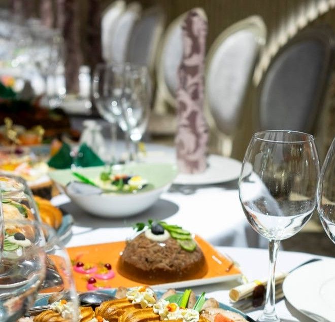 Stagionalità, semplicità, qualità: i tre ingredienti per un banchetto perfetto
