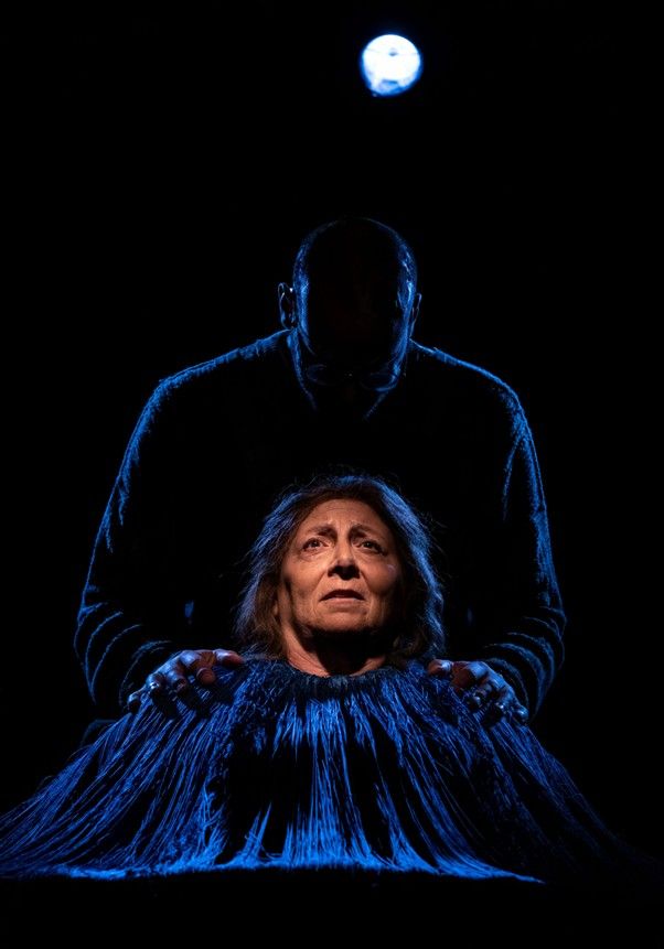 “Felicissima jurnata” all’Elfo Puccini: novella dalla realtà struggente “Felicissima jurnata” all’Elfo Puccini: novella dalla realtà struggente