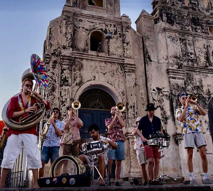Da Leòn a Granada: città coloniali, vulcani e rivoluzione