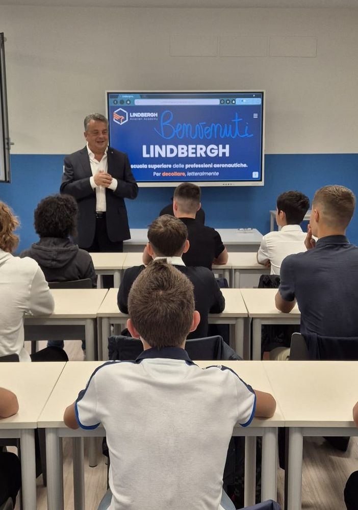 Prima campanella alla Lindbergh Aviation Academy