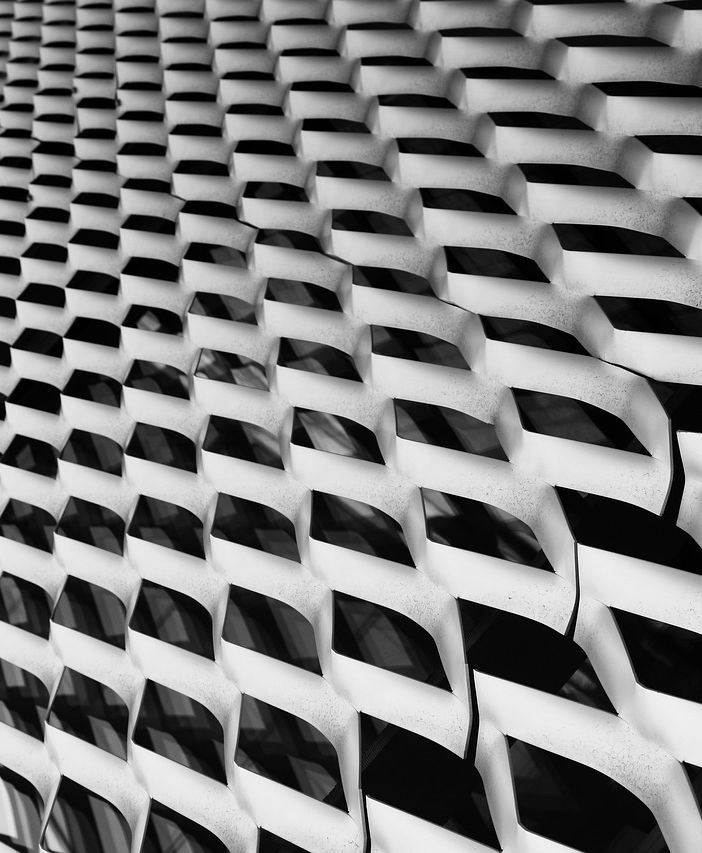 Le lamiere stirate: tecnologia e applicazioni di design e qualità
