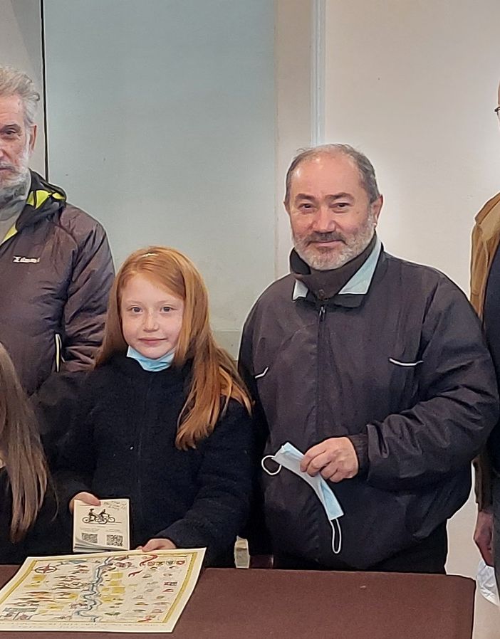 Alla giovane Irene Torretta il primo attestato di “Esploratore della Valle Olona”