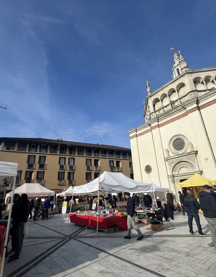 Bancarelle in centro, malumore tra i commercianti