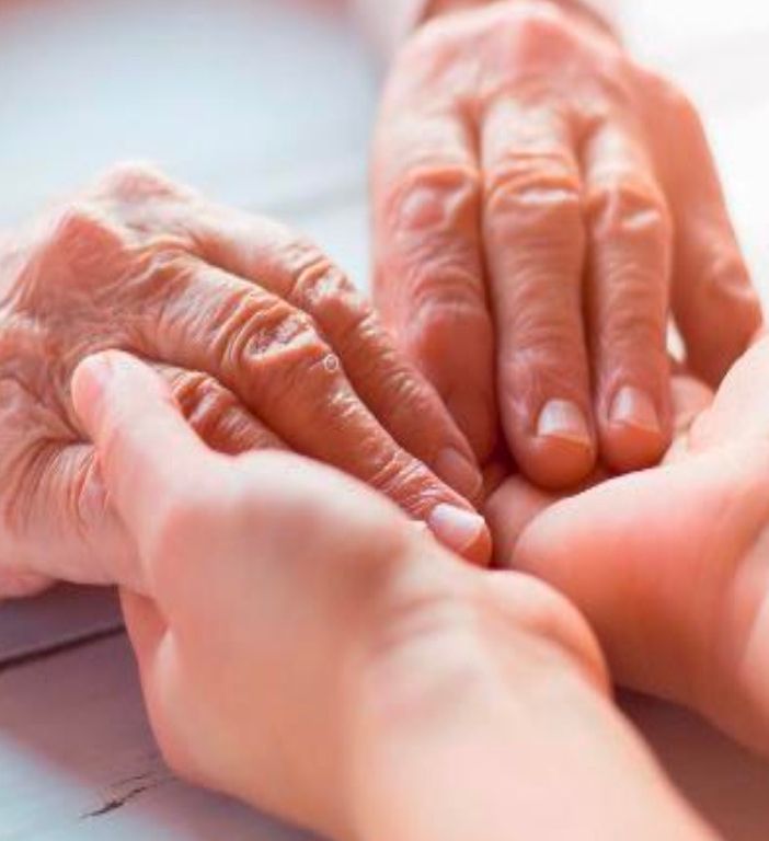 Un corso online per i familiari dei malati di Alzheimer