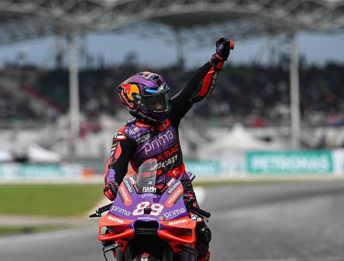 Motogp, Bagnaia vince a Barcellona ma non basta. Martin è campione del mondo