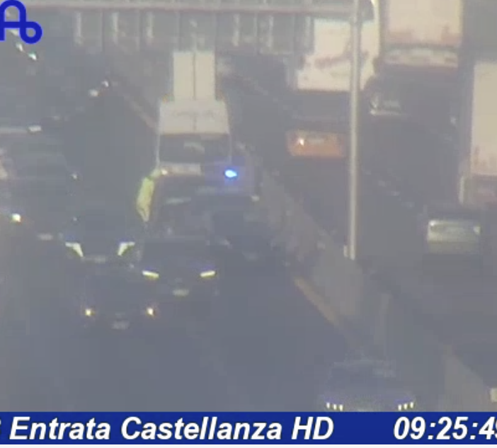 Le immagini dell'incidente viste dalle webcam di Autostrade per l'Italia