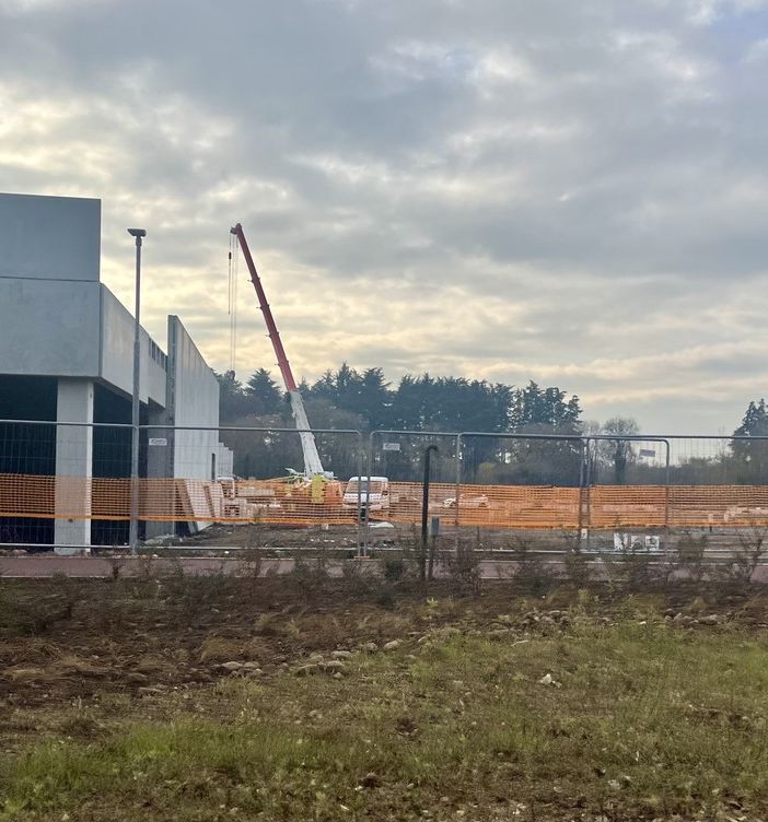 Castellanza, cresce un nuovo spazio commerciale all'ex Mostra del Tessile