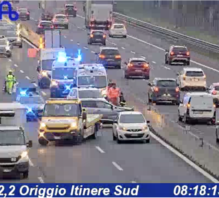 L'incidente visto dalle telecamere di Autostrade per l'Italia