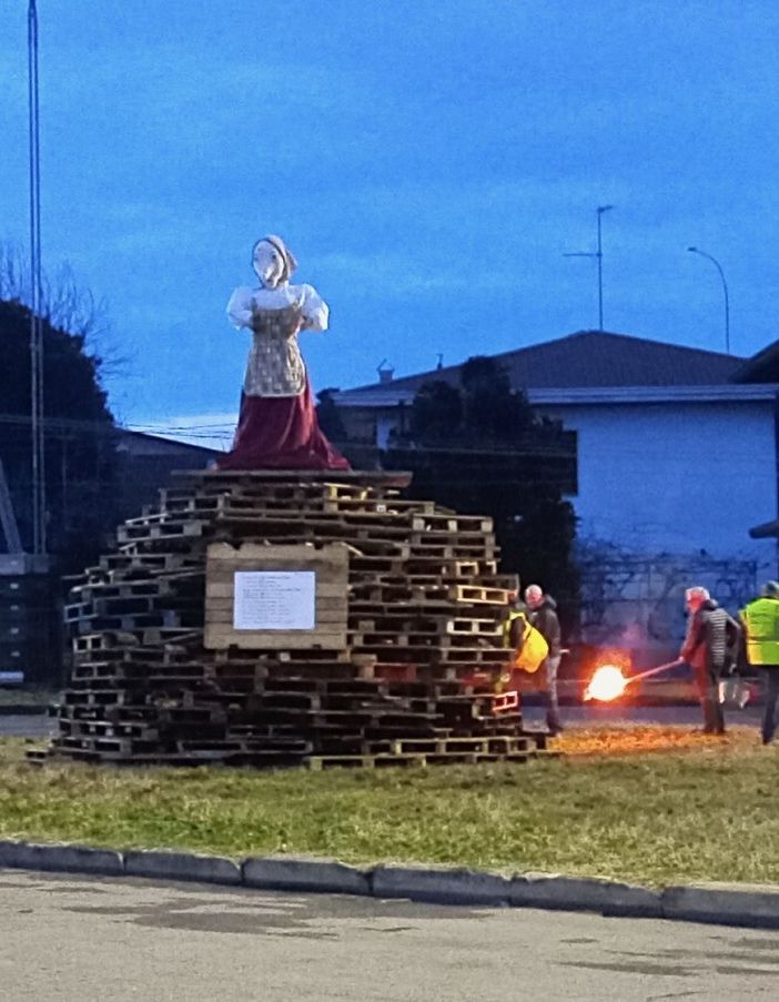 A Fagnano domenica scorsa il primo falò