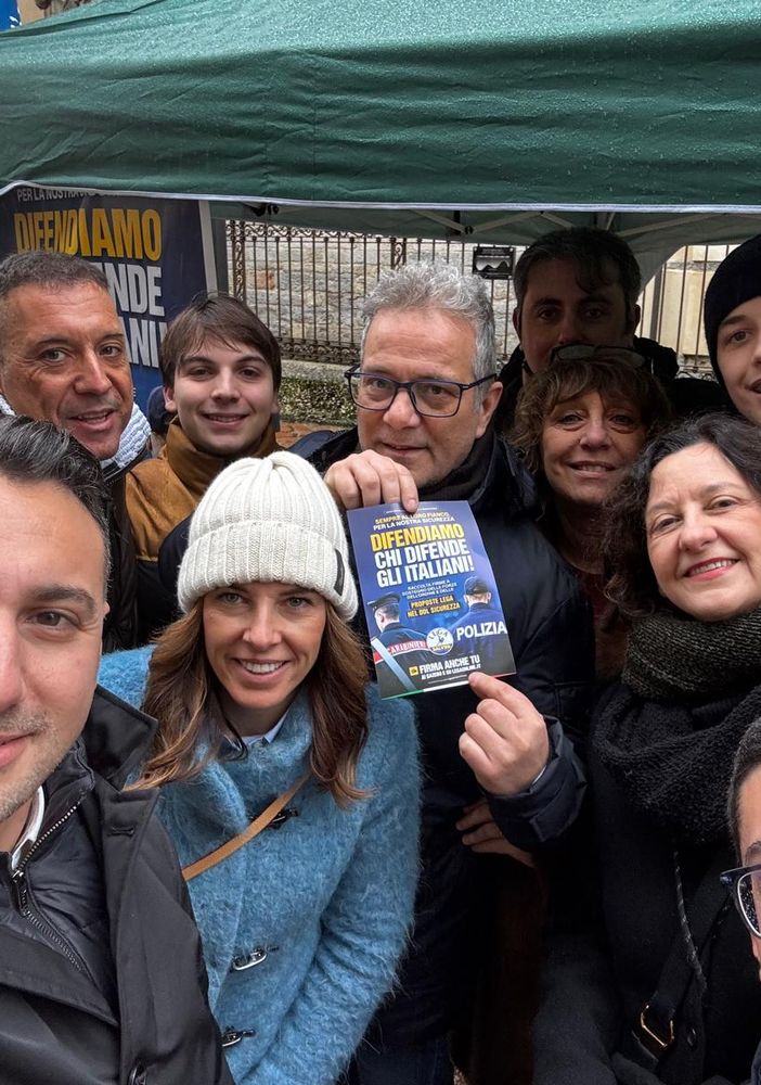 Busto, nuovo gazebo della Lega a sostegno delle forze dell’ordine
