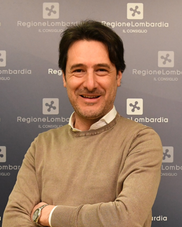 Il consigliere regionale Licata aderisce a Forza Italia: «Al primo posto le cose da fare per la Lombardia»