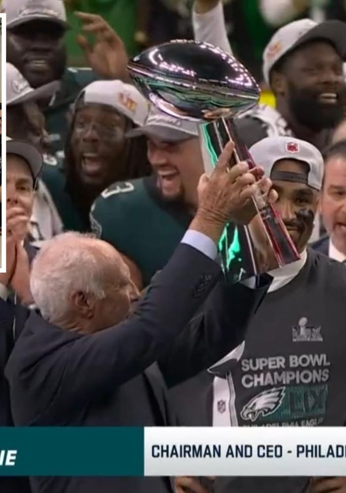 Una immagine trasmessa da Italia 1 e, nel riquadro, i Blue Storms che assistono al SuperBowl
