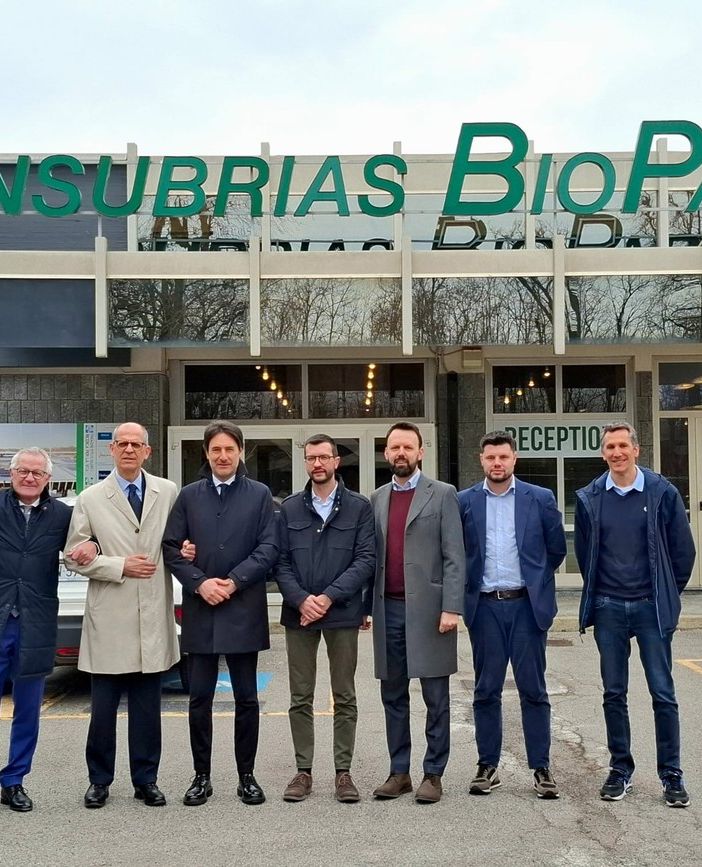 La visita istituzionale alla sede della Fondazione Istituto Insubrico di Ricerca per la Vita