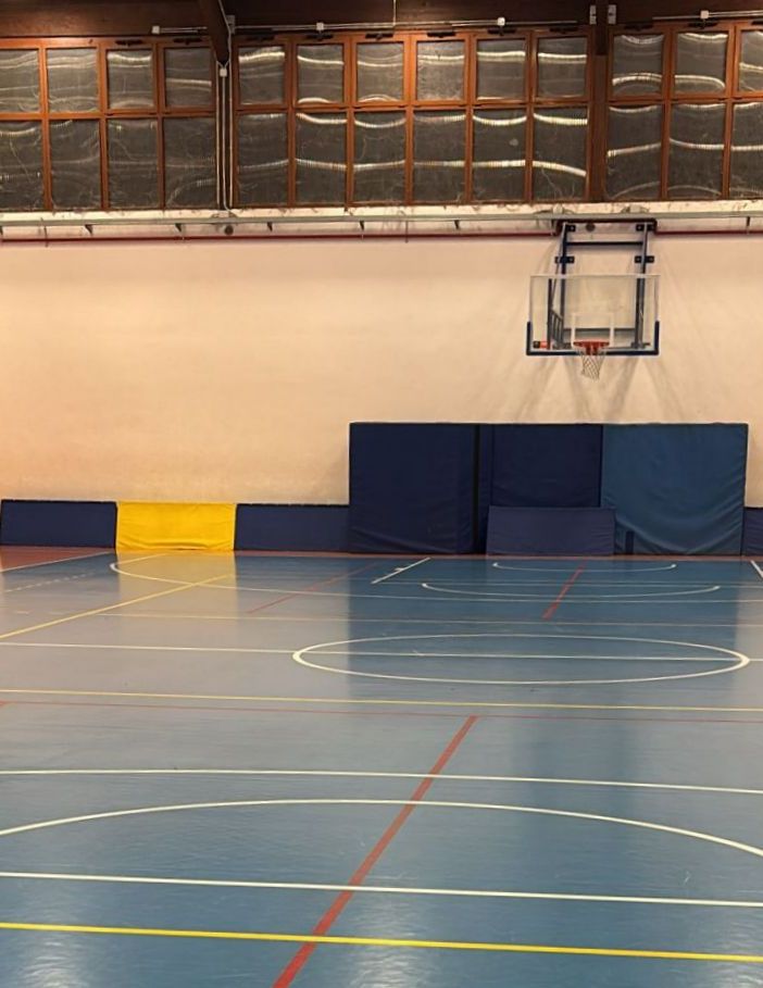 Ragazze spiate al PalaFerrini, i genitori: «Confidiamo che le istituzioni facciano il possibile perché non accada più»