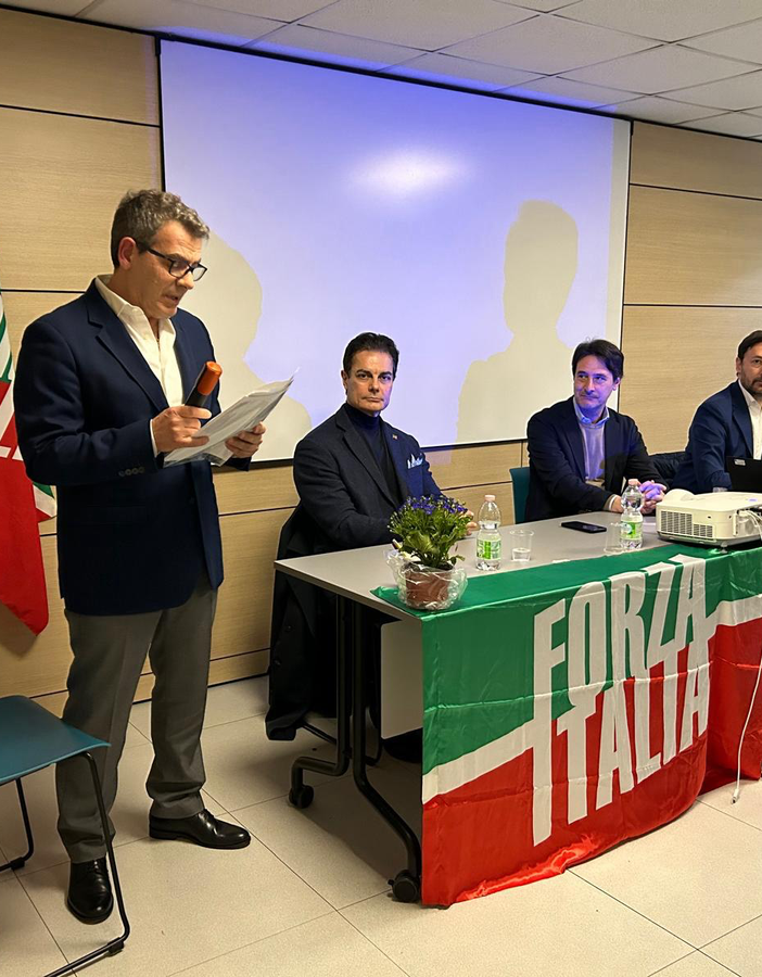 Forza Italia, Vincenzo Quagliata acclamato segretario a Lonate Pozzolo: «Impegno, cuore ed entusiasmo»